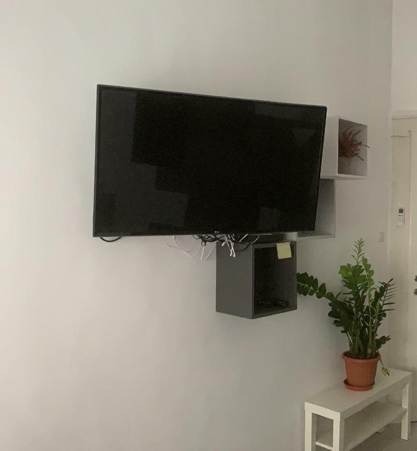 City Corso Apartman Budapest Exteriör bild